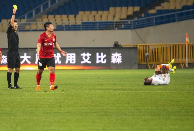 lpl对阵表-亚泰备战不停歇 蒋哲：间歇期大家都练瘦了、晒黑了